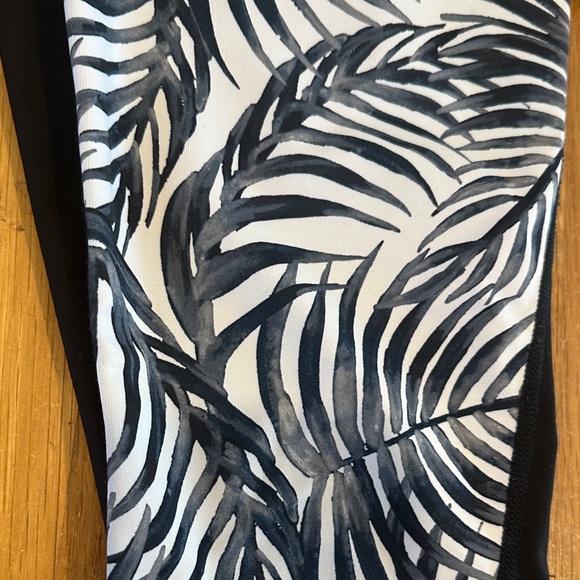 Xersion | Set of 3 women’s printed leggings - Picture 5 of 16